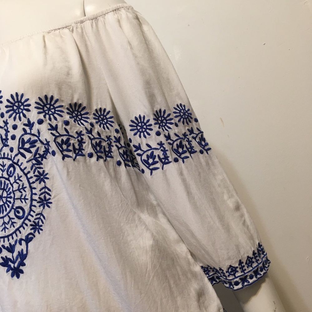 Sale 5 For $25 Gianni Bini Off the Shoulder Top - Picture 5 of 7